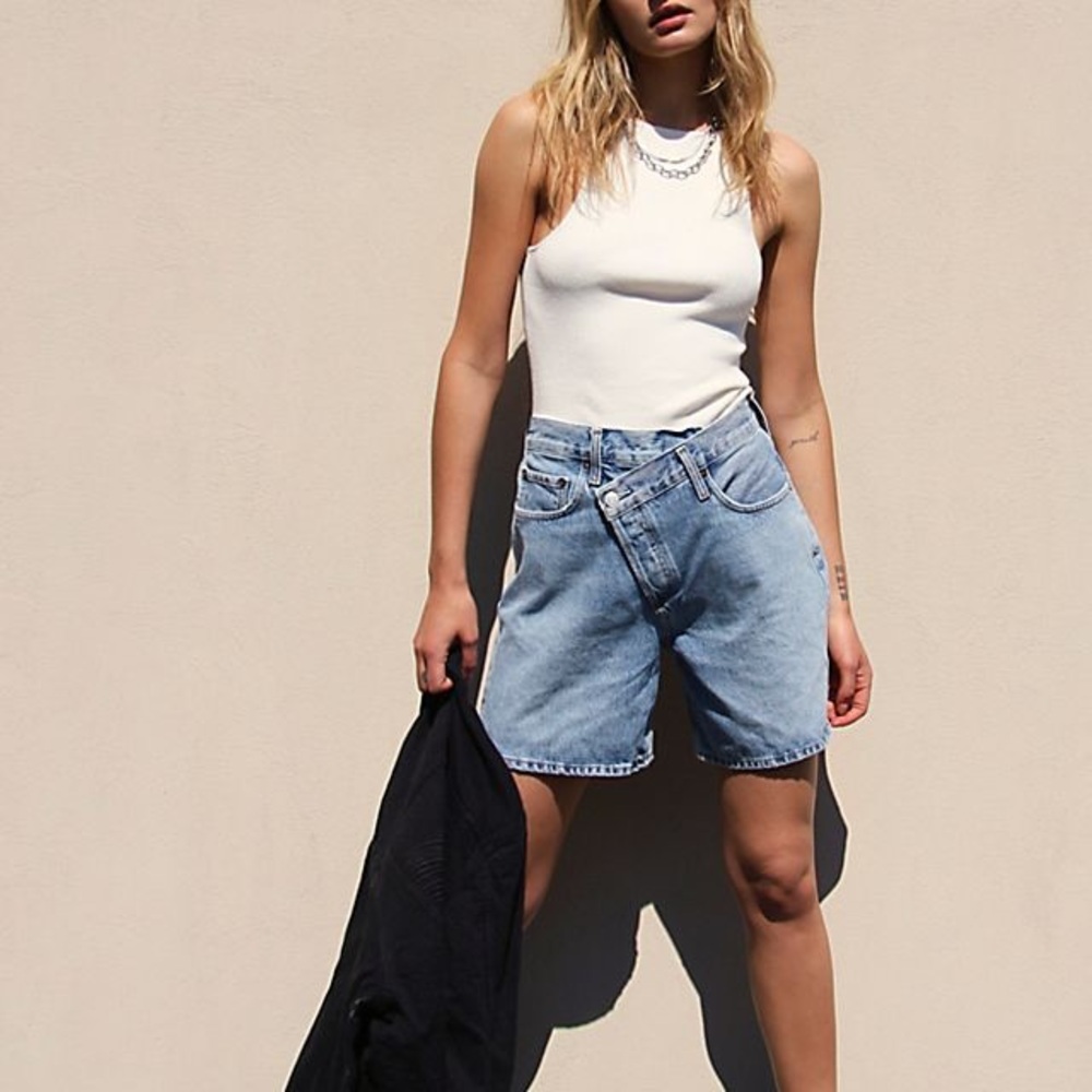 Agolde criss cross shorts